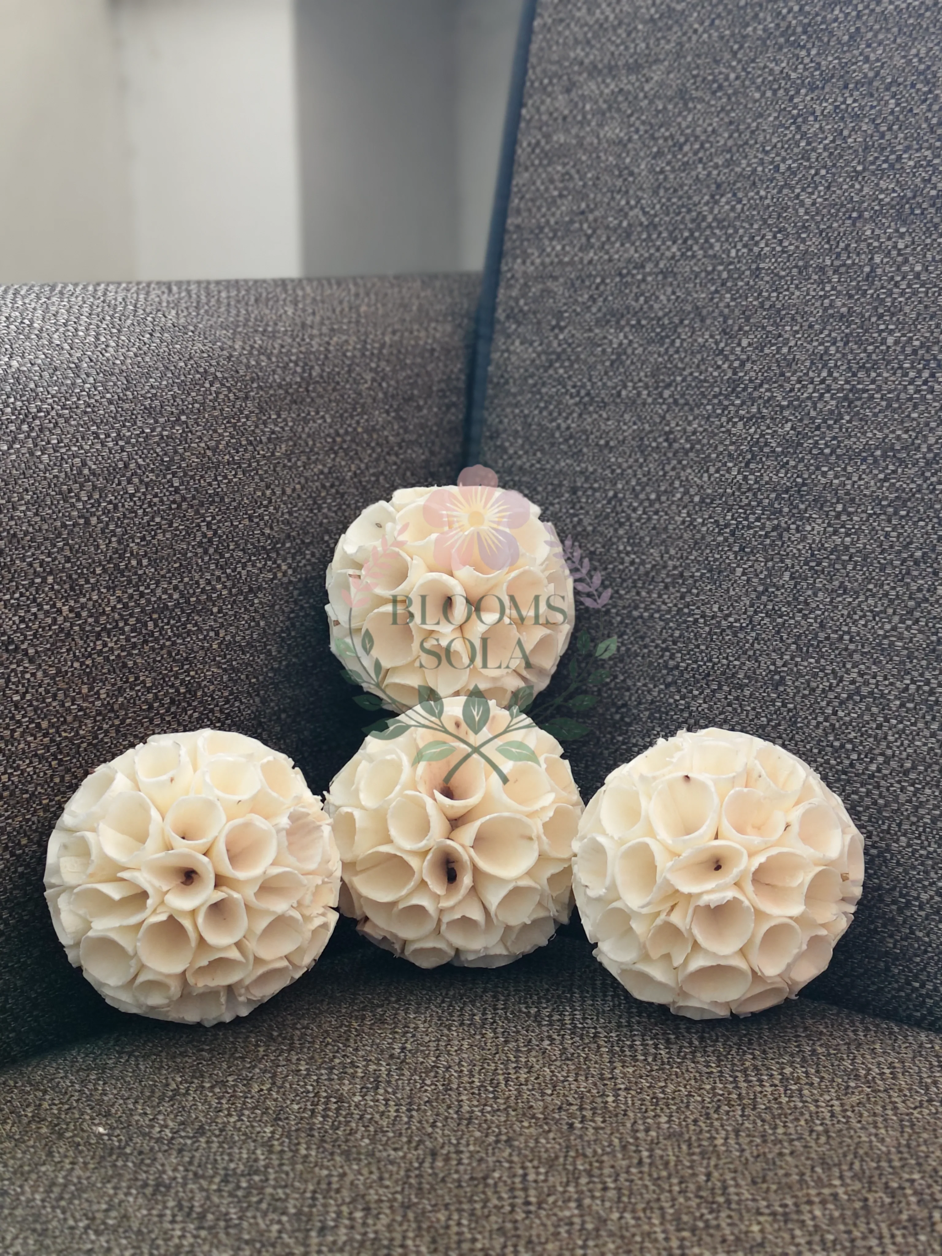 Natural Sola Crape Ball